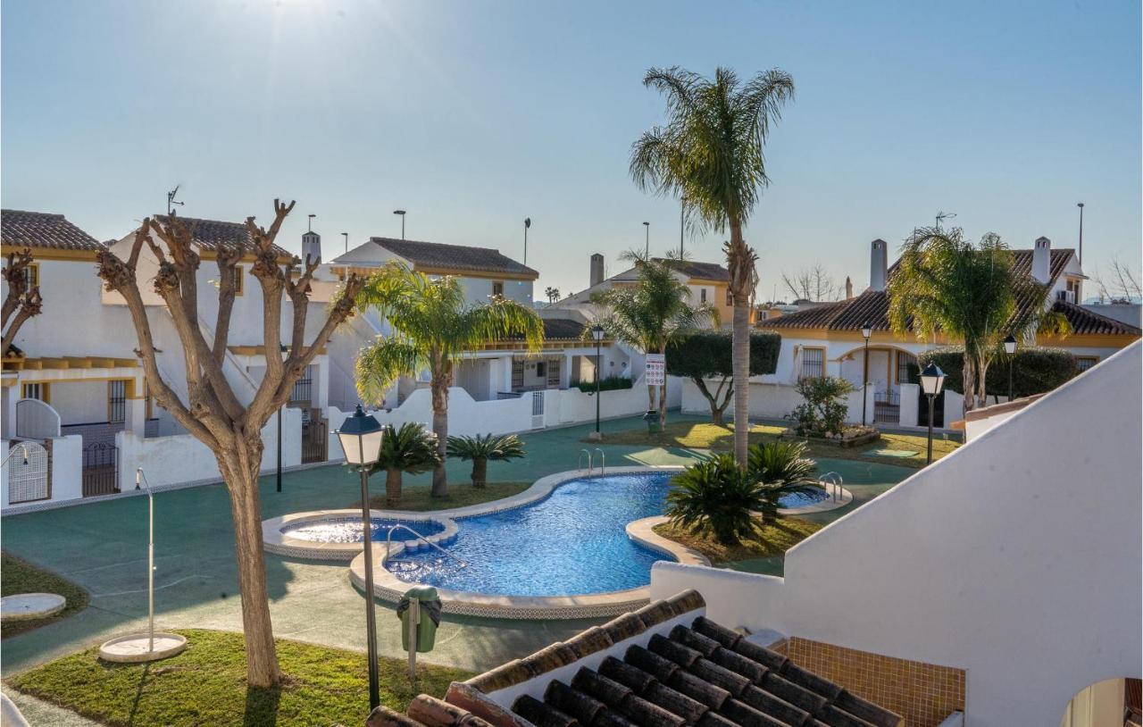 4 Bedroom Cozy Home In Pilar De La Horadada Esterno foto