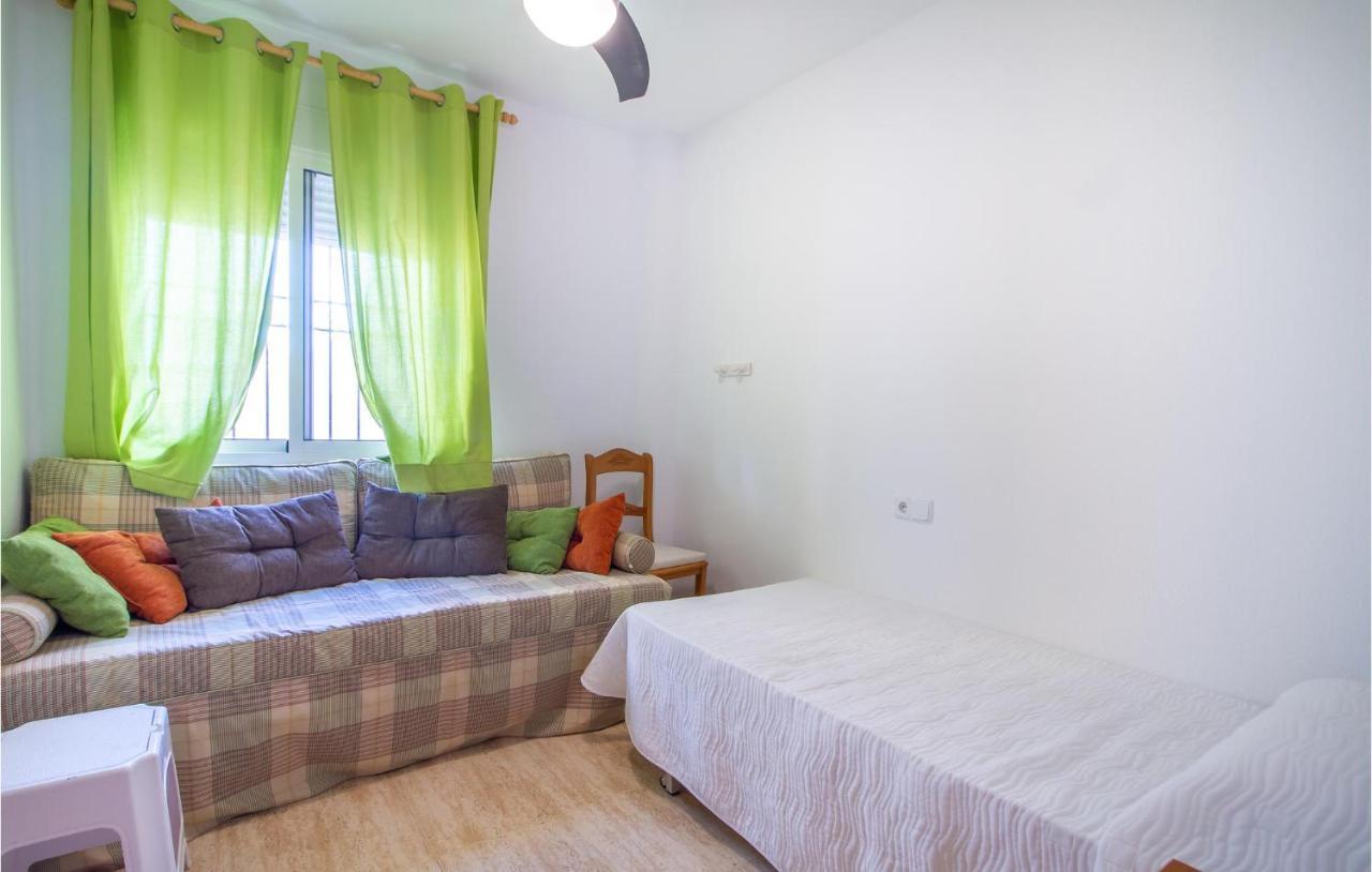 4 Bedroom Cozy Home In Pilar De La Horadada Esterno foto