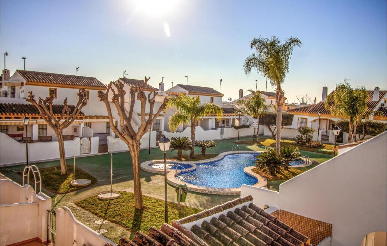4 Bedroom Cozy Home In Pilar De La Horadada Esterno foto