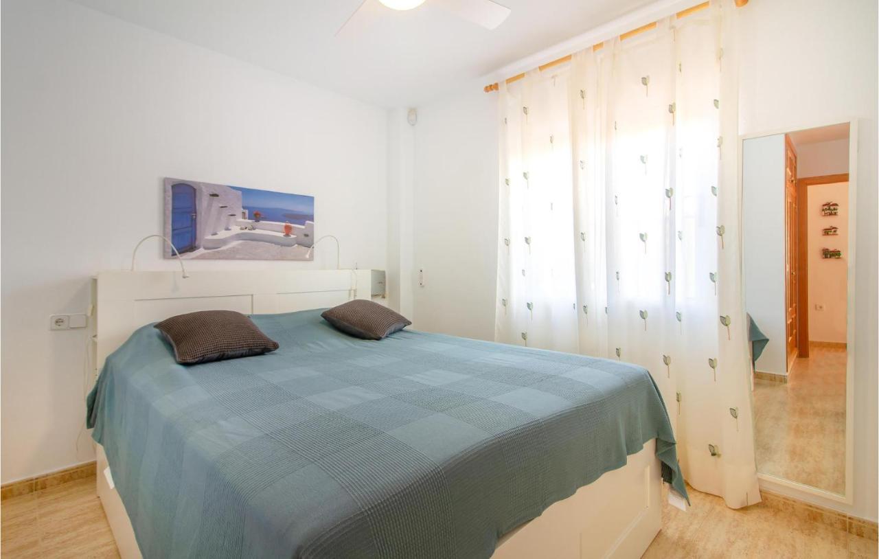 4 Bedroom Cozy Home In Pilar De La Horadada Esterno foto